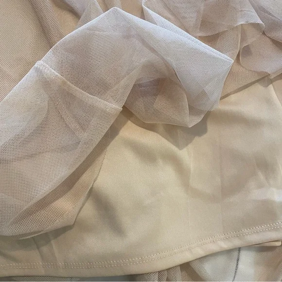 🌟HP🌟 Fire Los Angeles tulle skirt, medium - Picture 6 of 6